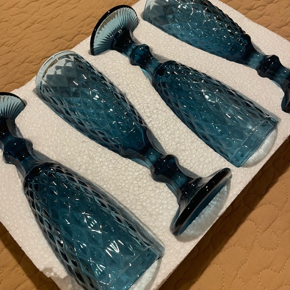 Set of Four Blue Glass Goblets - Picture 5 of 5